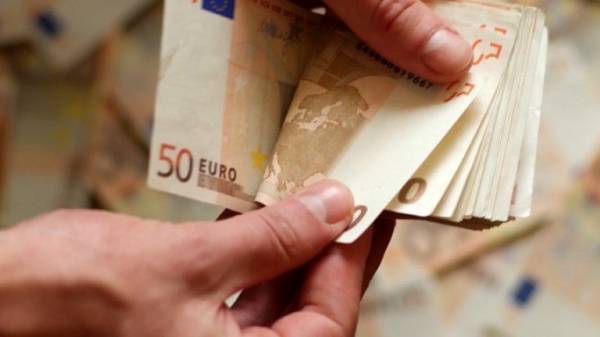 Είναι ζήτημα χρόνου και συγκυρίας η νέα χρεοκοπία