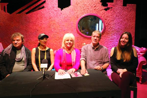 Την Παρασκευή η πρεμιέρα του έργου “Απατεών ο Φιάκας” στο ΔΗΠΕΘΕ Καλαμάτας (βίντεο)