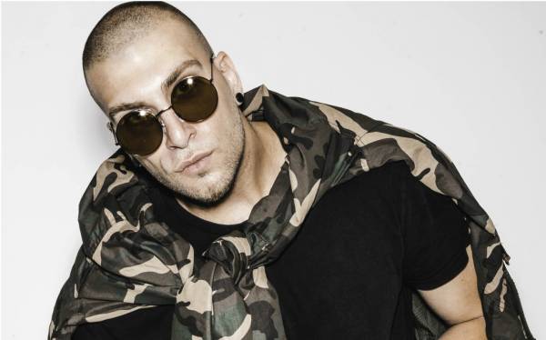 Ο Καλαματιανός ράπερ Oge στην "Ε": “Ο κόσμος δεν ξέρει πάντα ότι είμαι εγώ πίσω από ένα αγαπημένο του κομμάτι”