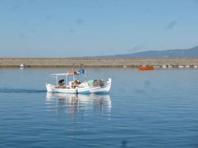 Ομορφες εικόνες από το λιμάνι της Καλαμάτας (φωτογραφίες)