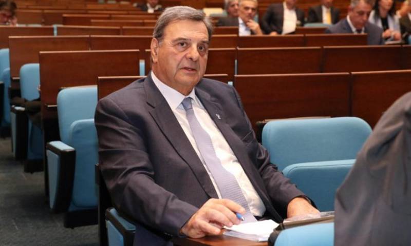 Ο Κούβελος νέος πρόεδρος της ΕΟΕ, νίκη επί του Καπράλου στις εκλογές (βίντεο)