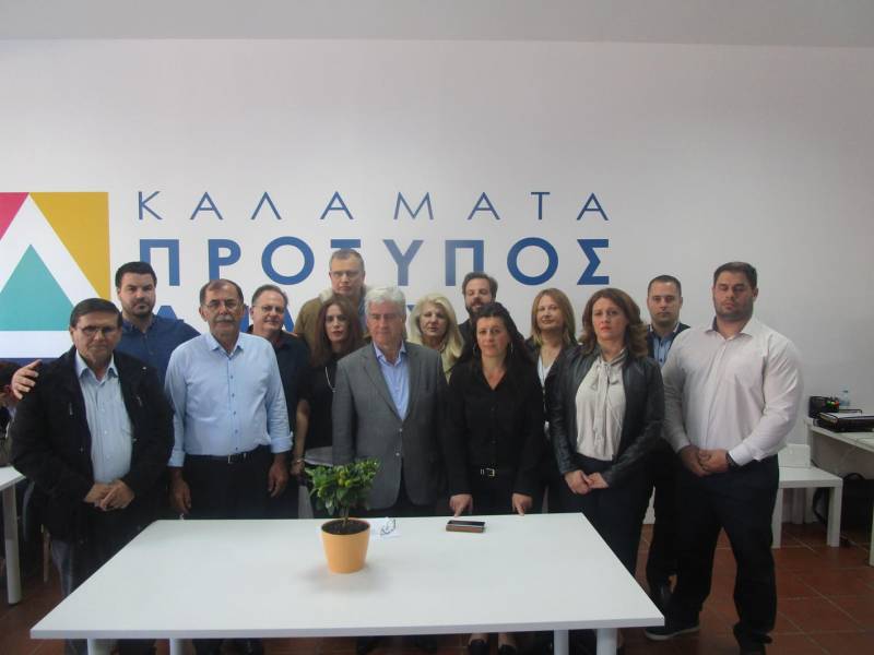 Καλαμάτα: Δεκατρείς νέους υποψήφιους παρουσίασε ο Τζαμουράνης