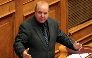 Το επικίνδυνο αρχείο | Πάσχος Μανδραβέλης