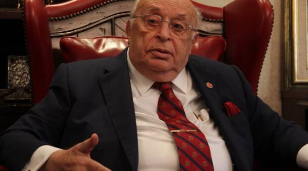 Πέθανε ο Σουλεϊμάν Ντεμιρέλ