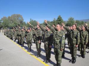 Τελετή ανασύστασης και ορκωμοσία στο 9ο Σύνταγμα Πεζικου στην Καλαμάτα (βίντεο + φωτογραφίες)