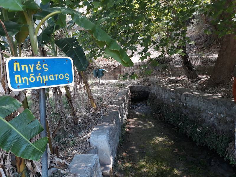 Ο κοινοτικός σύμβουλος Ηλιας Κάργας για την επικινδυνότητα της δεξαμενής Πηδήματος από φυτοφάρμακα