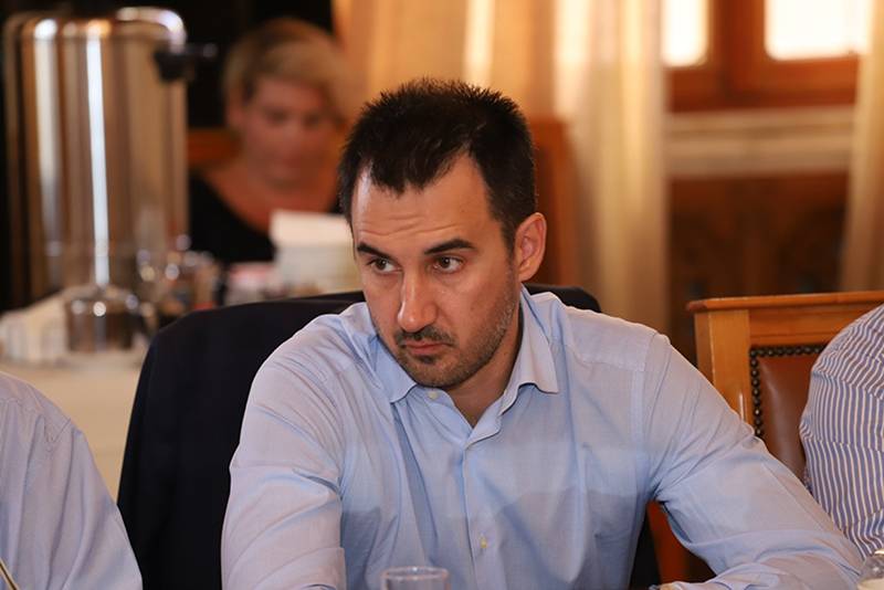 Δεν θέλει τον ΕΝΦΙΑ στους δήμους ο Χαρίτσης