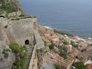 504 εκ. ευρώ για το τείχος Μονεμβασιάς