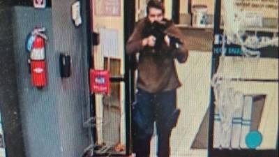 Ανθρωποκυνηγητό για τον δράστη του μακελειού στην πόλη Λιούιστον των ΗΠΑ (βίντεο)