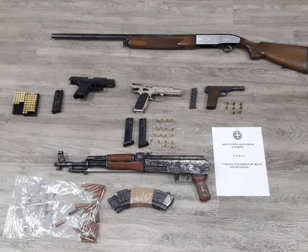 Εξαρθρώθηκε σπείρα με βαρύ οπλισμό, που λήστευε κοσμηματοπωλεία σε Τρίπολη, Χαλκίδα και Αττική (βίντεο)