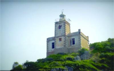 Στις επιδρομές του Ιμπραήμ και τους βομβαρδισμούς των Κιτριών πρέπει ν’ αναζητήσουμε την παρακμή του οχυρού