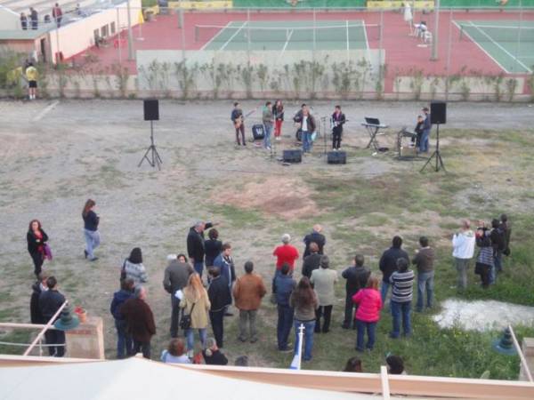 Μόνο ολιγάρχες επενδύουν στο βασίλειο της μαύρης σημαίας