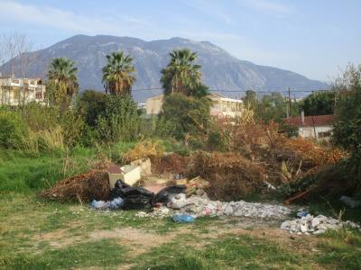 Μπήκαν και τα μπάζα!