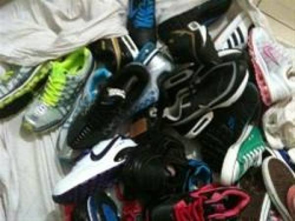 Συλλήψεις για "μαϊμού" αθλητικά παπούτσια στη Λακωνία