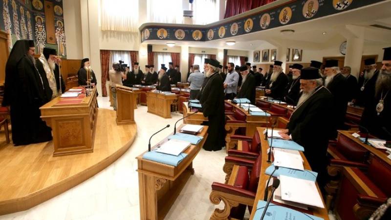 Ιερά Σύνοδος: Τι απαντά για τις προσλήψεις ιερέων - «Όχι μόνο δεν αυξήθηκαν, αλλά μειώθηκαν»