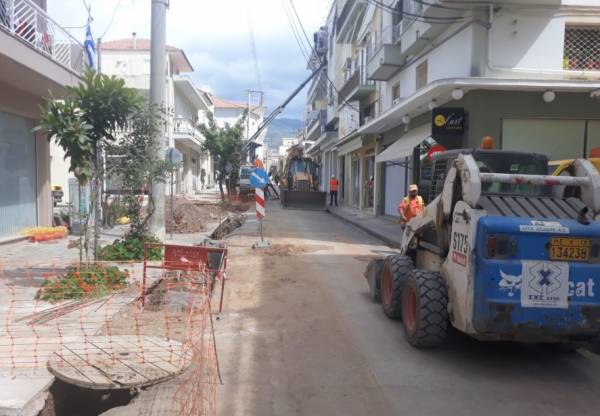 Προβλήματα στην κυκλοφορία στο κέντρο της Καλαμάτας από έργο της ΔΕΔΔΗΕ