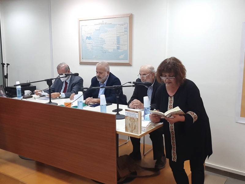 "Κυνηγημένοι από την Ιστορία": Παρουσιάστηκε το βιβλίο του Γιάννη Λασκαράκη στην Καλαμάτα (βίντεο-φωτογραφίες)