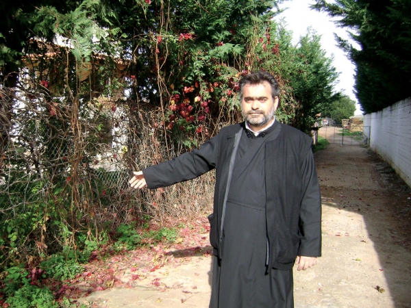 Ιερέας στα Φιλιατρά συνέλαβε 3 κακοποιούς