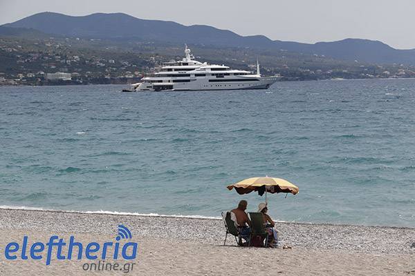 Η κλειστή Διώρυγα Κορίνθου έφερε φέτος τις θαλαμηγούς στην Καλαμάτα