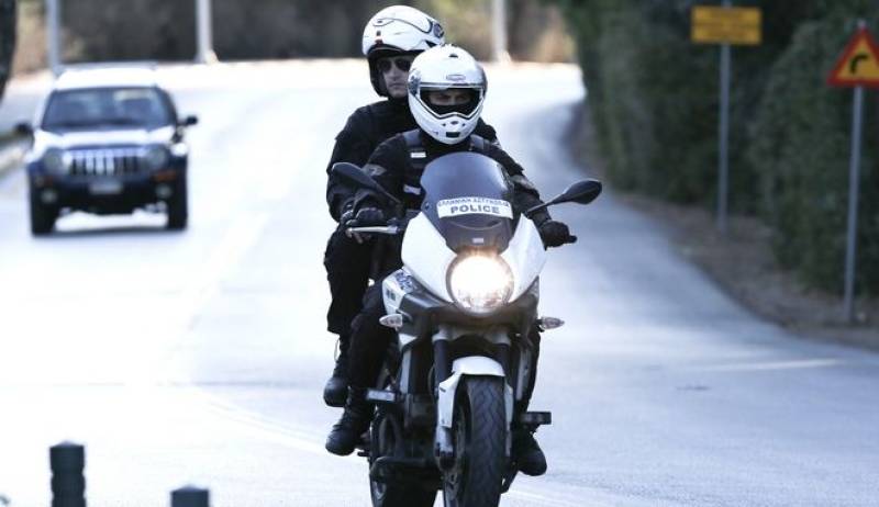 Βούλα: Ληστεία σε μεγάλη δισκογραφική εταιρεία (βίντεο)