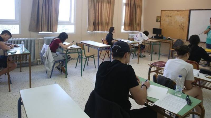 Η δημιουργικότητα, το θέμα της Νεοελληνικής Γλώσσας και Λογοτεχνίας στις Πανελλαδικές Εξετάσεις