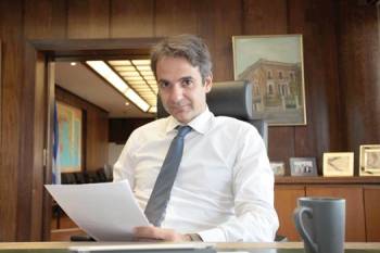 Εξω η τρόικα του θανάτου…