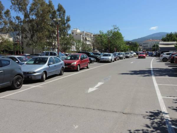 2 προσφορές για τα πάρκινγκ του Νέδοντα