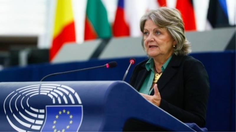 Η Επίτροπος Συνοχής και Μεταρρυθμίσεων Ελίζα Φερέιρα σε Μεγαλόπολη και Τρίπολη