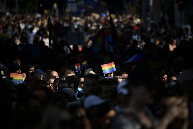 Ουγγαρία: Ο νόμος κατά των ΛΟΑΤΚΙ+ παραβιάζει βασικές αξίες, σύμφωνα με το Ανώτατο Δικαστήριο της ΕΕ