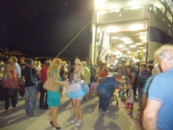 Αυξάνεται συνεχώς η κίνηση με το "Βιτσέντζος Κορνάρος"