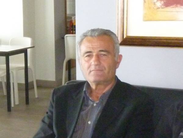 Ο πελάτης να ζητάει απόδειξη