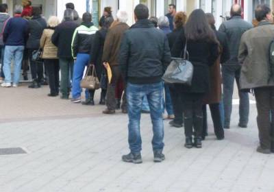 Ουρές για το εργόσημο