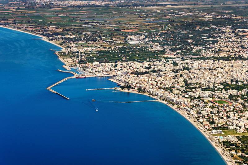 Παραχώρηση χώρων στη χερσαία ζώνη του λιμανιού Καλαμάτας