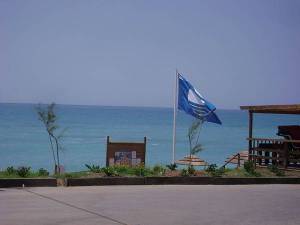 Αντιδράσεις στο Καλό Νερό για την αφαίρεση της "Γαλάζιας Σημαίας"