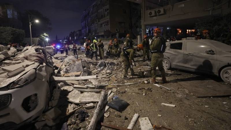 Φλέγεται η Μέση Ανατολή: Μπαράζ επιθέσεων του Ιράν στο Ισραήλ (Βίντεο)