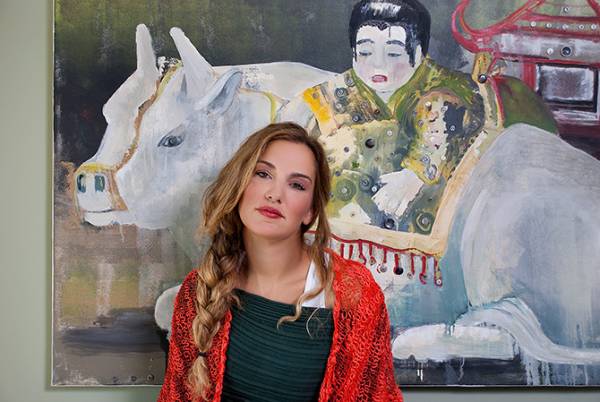 Η Μαριάννα Κατσουλίδη στην "Ε": "Οι καλλιτέχνες επηρεάζονται από τα τεκταινόμενα όπως κάθε άνθρωπος"