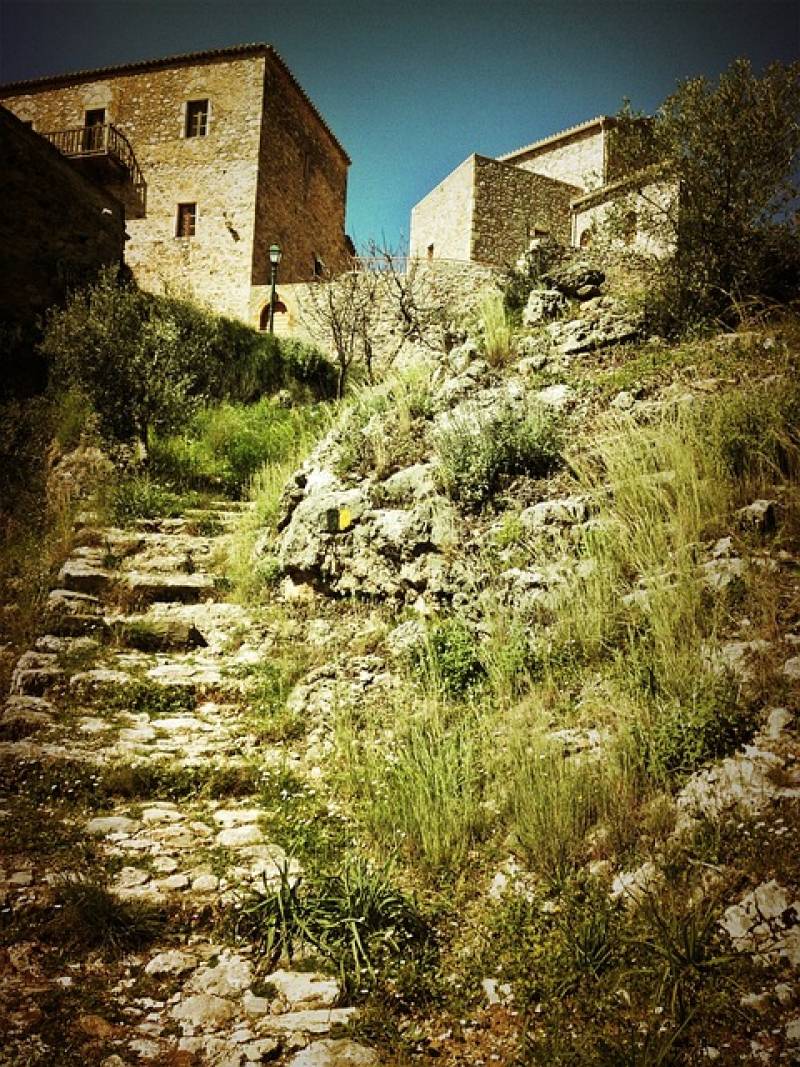 Ο κόμπος στο χτένι της Πελοποννήσου