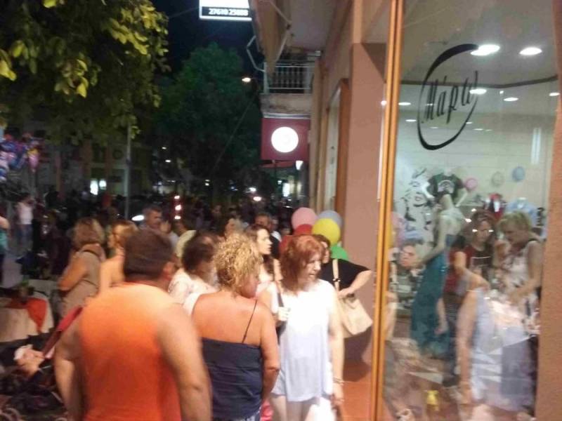 Το εορταστικό και το θερινό ωράριο καταστημάτων στην Κυπαρισσία