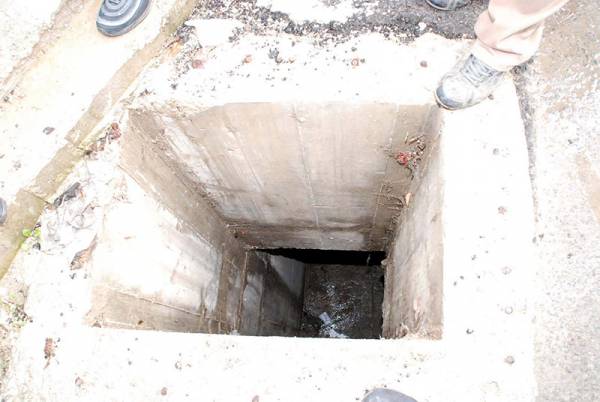 15.389 ευρώ αποζημίωση για αυτοκίνητο, που έπεσε σε φρεάτιο στην Κυπαρισσία