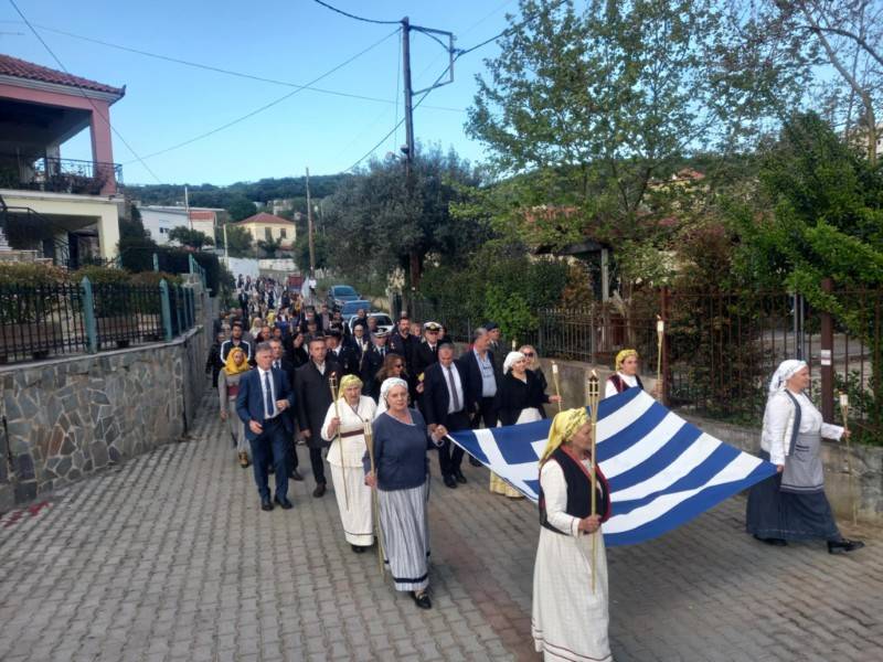 Πλήθος κόσμου στην 200η επέτειο της Μάχης των Κρεμμυδίων