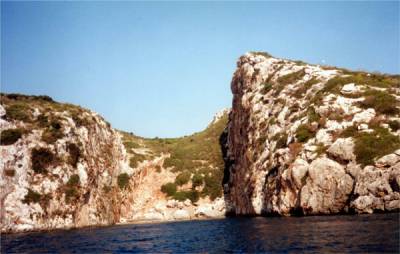 Κάστρα και οχυρά της Μεσσηνίας: Η Πρώτη (β' μέρος)