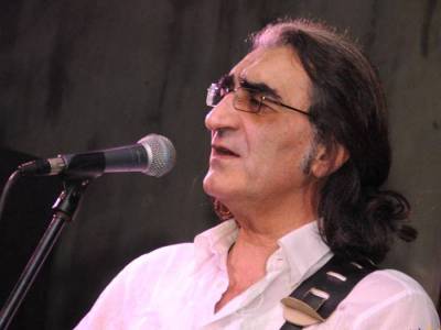 Συναυλία του Βασίλη Καζούλη σήμερα στην Καλαμάτα