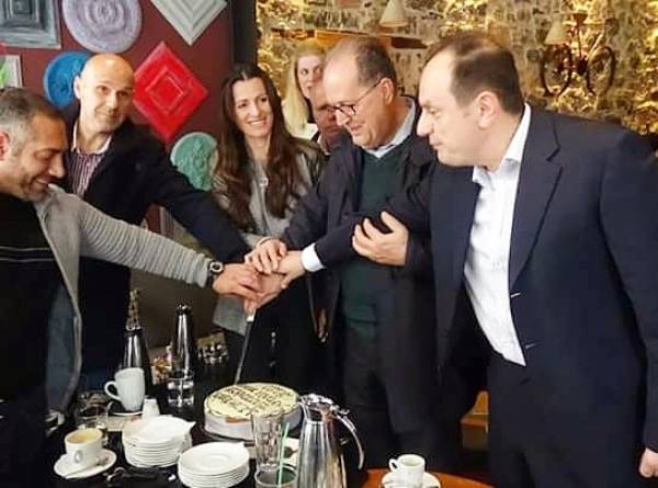 Εκοψαν πίτα οι τρίτεκνοι στην Τρίπολη