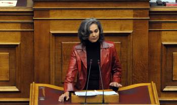 Η "σπόντα" της Σακοράφα την ώρα της ομιλίας Βενιζέλου