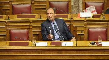 Σταθάκης: Διαπραγματεύσεις ΤΑΙΠΕΔ και COSCO για αλλαγή των όρων διαγωνισμού για τον ΟΛΠ