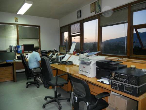 Μπήκαμε στο Κέντρο Άμεσης Δράσης: Παίρνουν το 100 για δρομολόγια λεωφορείου!