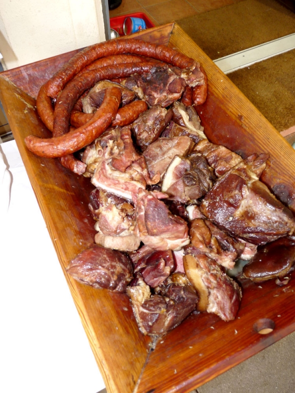 Μικρότερες… μερίδες τσικνίζει η Μεσσηνία