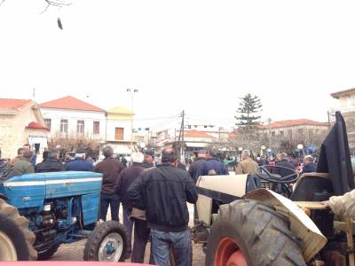 Αποφασίζουν για τη συνέχεια των κινητοποιήσεων οι αγρότες των Γαργαλιάνων