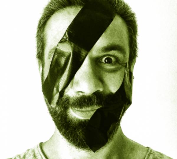 Ο φωτογράφος - graphic designer του Φεστιβάλ Χορού Mike Rafail: «Ποτέ δεν ένιωσα ότι πρέπει να έρθω και ν’ αλλάξω ό,τι συνέβαινε πριν»