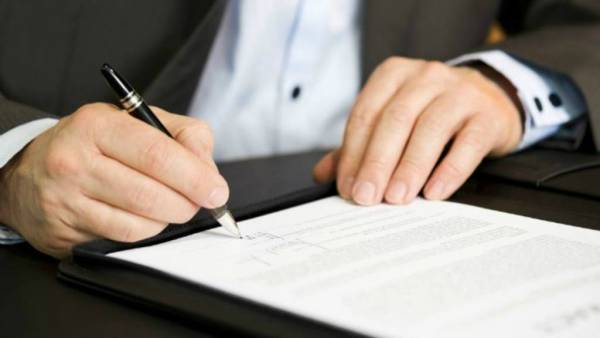 Aπέχουν από πλειστηριασμούς οι συμβολαιογράφοι της Μεσσηνίας